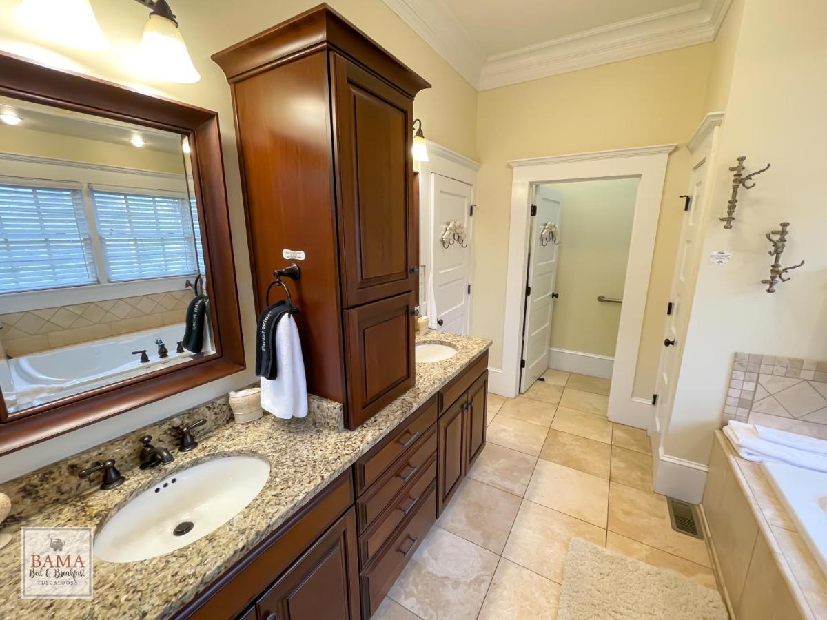 Bama Bed And Breakfast - Magnolia Family Suite Tuscaloosa Ngoại thất bức ảnh