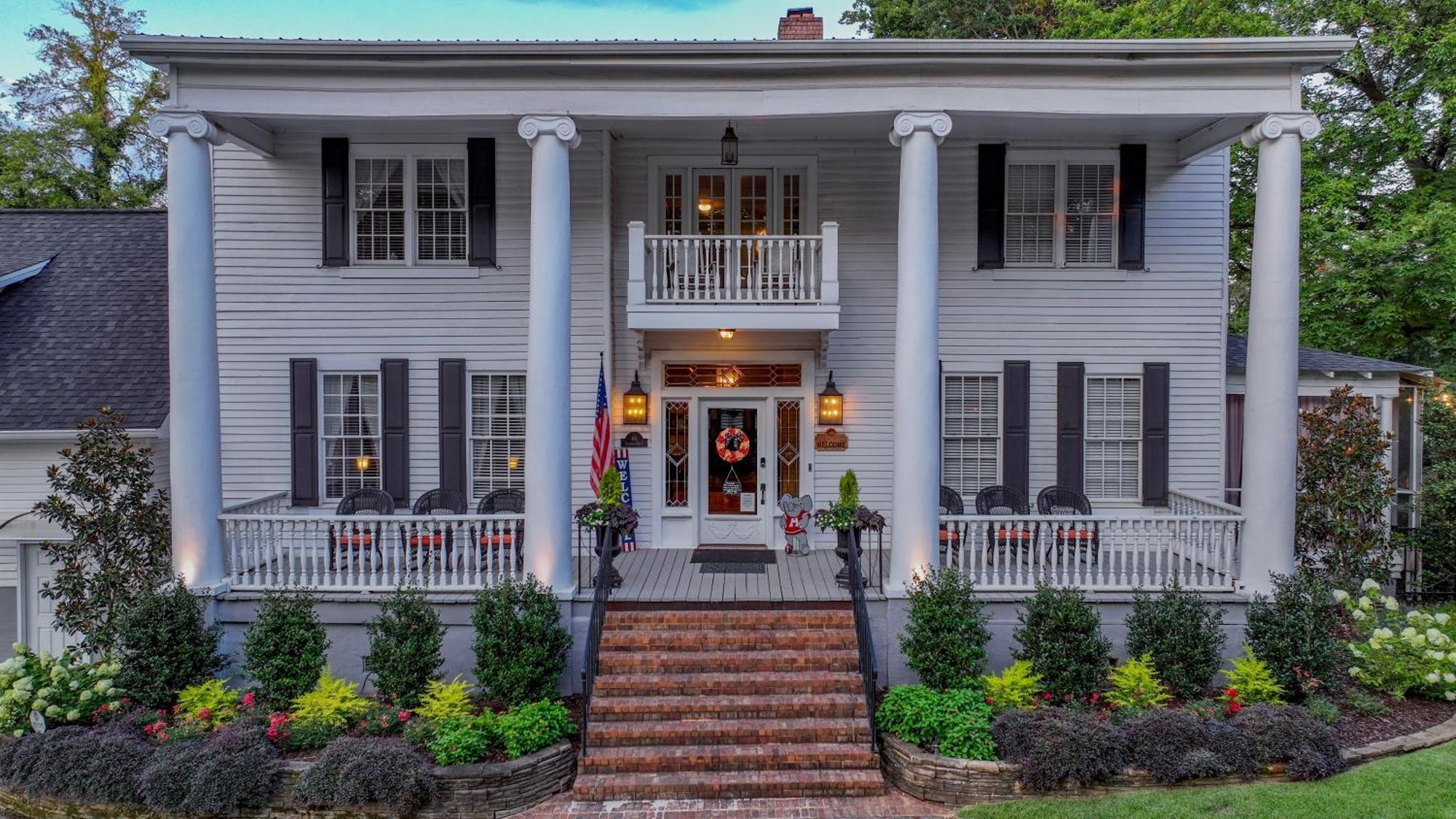 Bama Bed And Breakfast - Magnolia Family Suite Tuscaloosa Ngoại thất bức ảnh